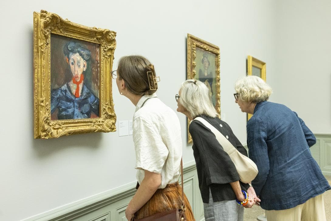 Besucherinnen Soutine Ausstellung Kunstmuseum Bern